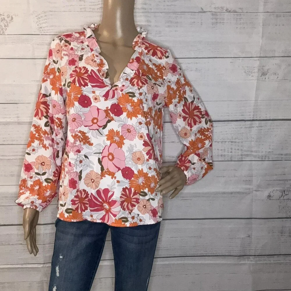 NWOT Floral Print Blouse - Picture 3 of 7